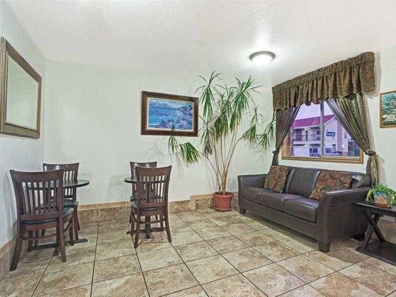 Travelodge By Wyndham Seattle North Of Downtown Екстер'єр фото