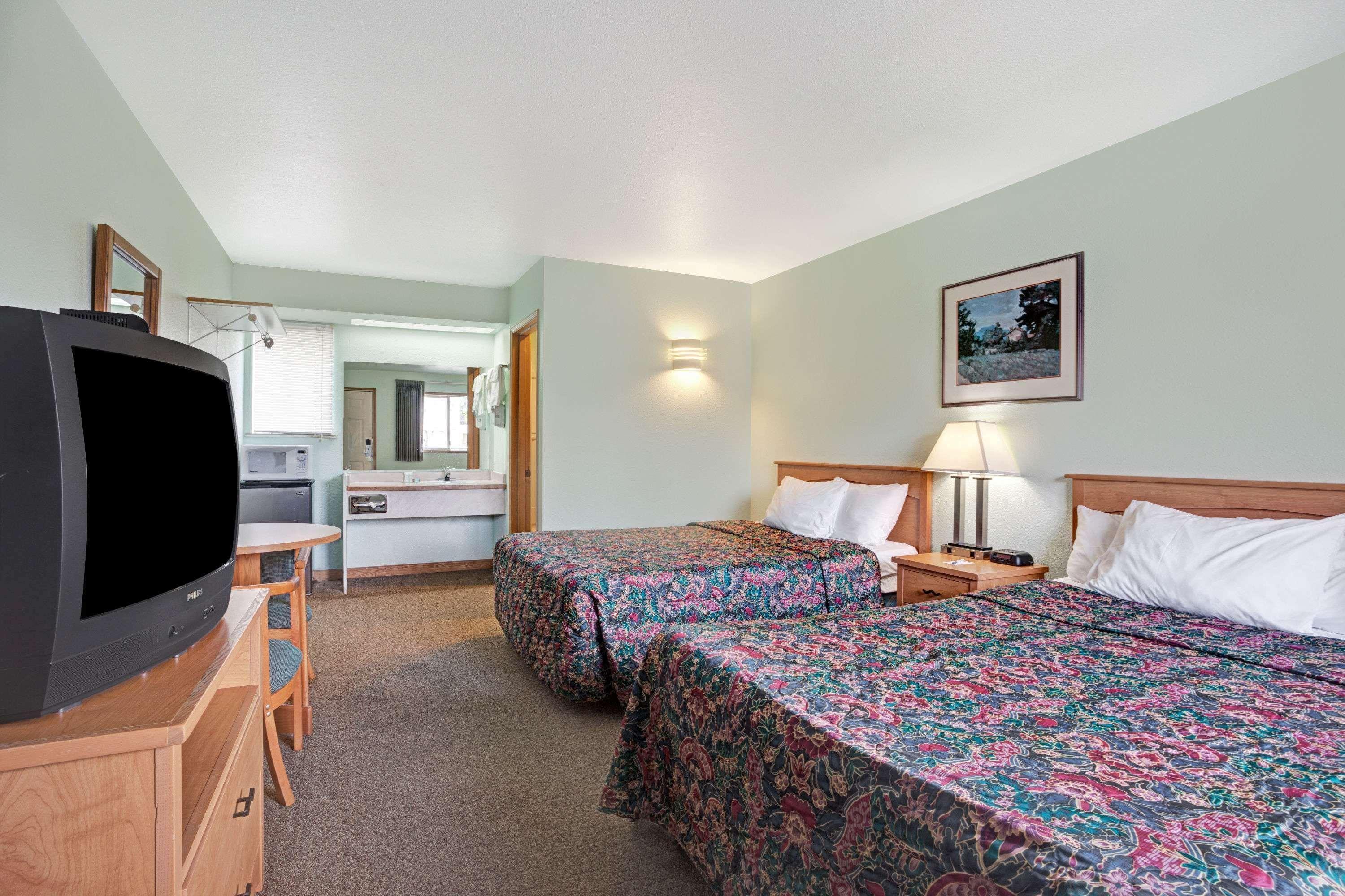 Travelodge By Wyndham Seattle North Of Downtown Екстер'єр фото