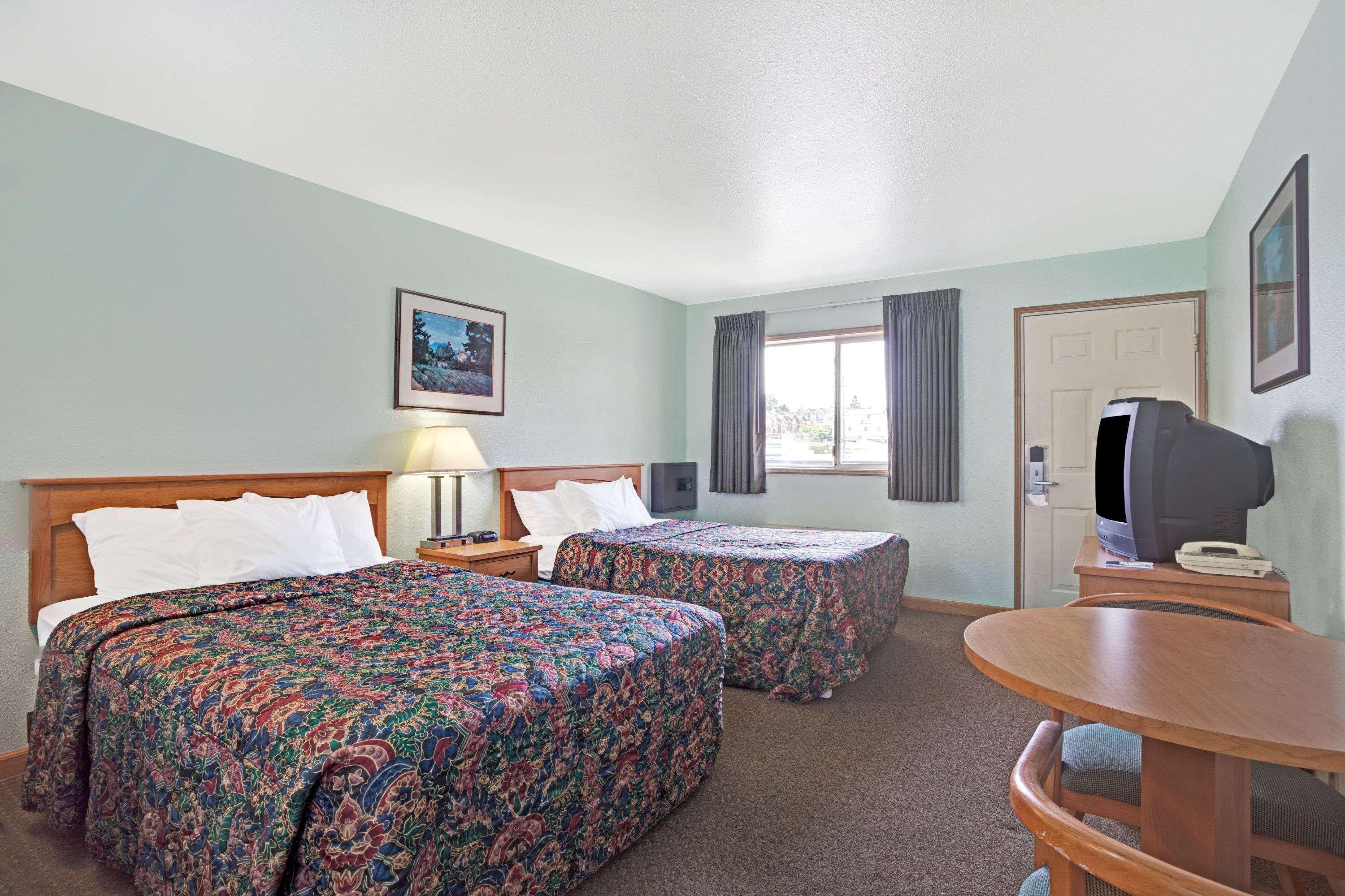 Travelodge By Wyndham Seattle North Of Downtown Екстер'єр фото