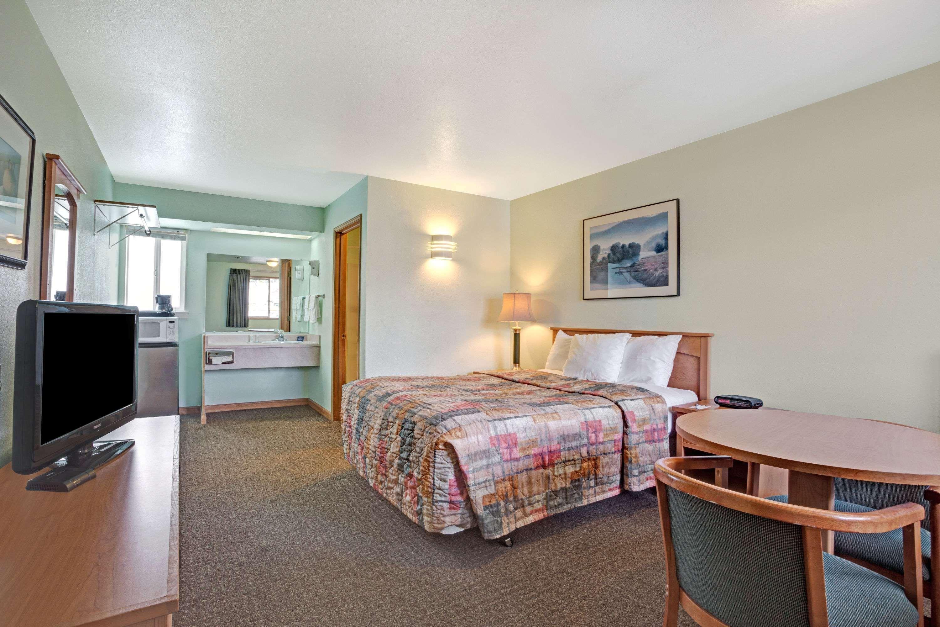 Travelodge By Wyndham Seattle North Of Downtown Екстер'єр фото